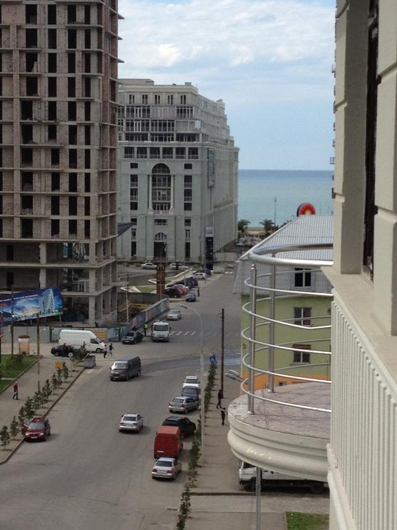 Tamuna Apartment Batumi Quarto foto
